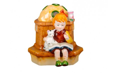 Статуетка порцелянова Lefard Дівчинка з книгою 11 см 101-613