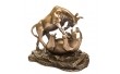 Статуетка Veronese Бик та Ведмідь 19х16 см 77493A1