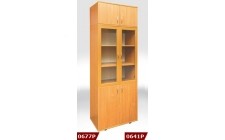 Шафа книжкова зі скляними дверцятами в рамочному фасаді 